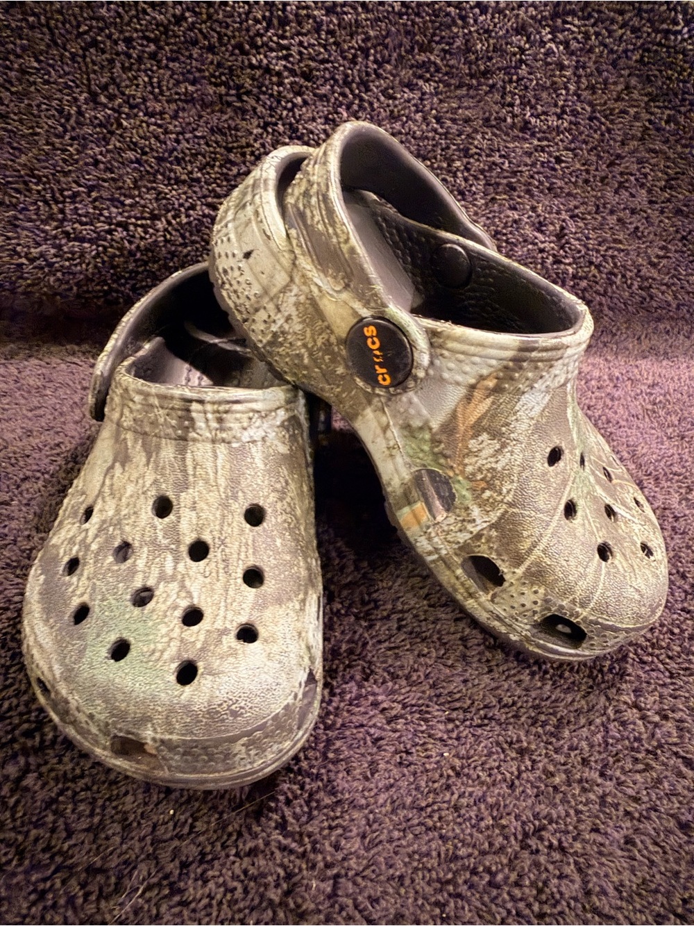 CROCS Kids' Camo Print Classic Clog - Green & Brown